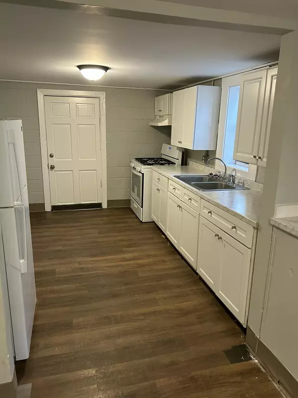 North Charleston, SC 29406,2258 Rebecca St