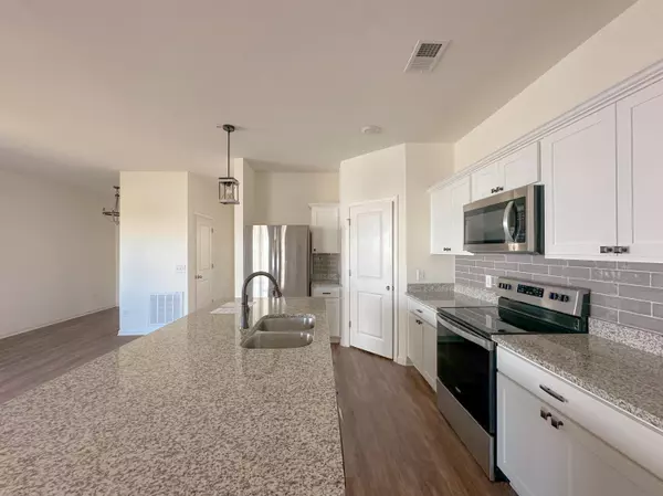 Summerville, SC 29486,434 Pender Woods Dr