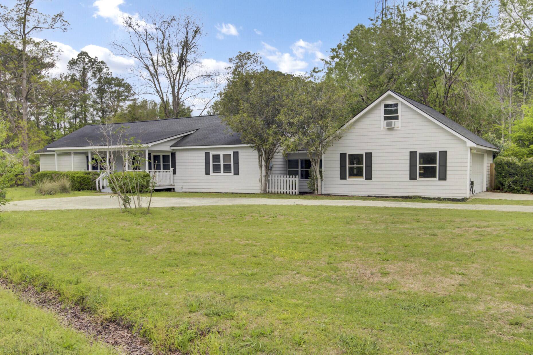 509 Hill St, Moncks Corner, SC 29461