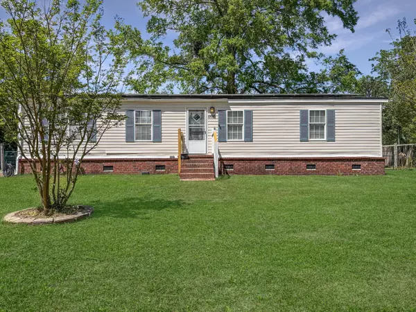 1106 Azalea Dr,  Summerville,  SC 29483