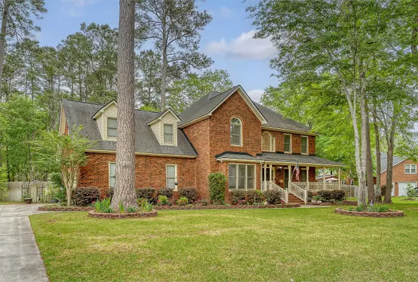 104 Leighton Ct, Summerville, SC 29485