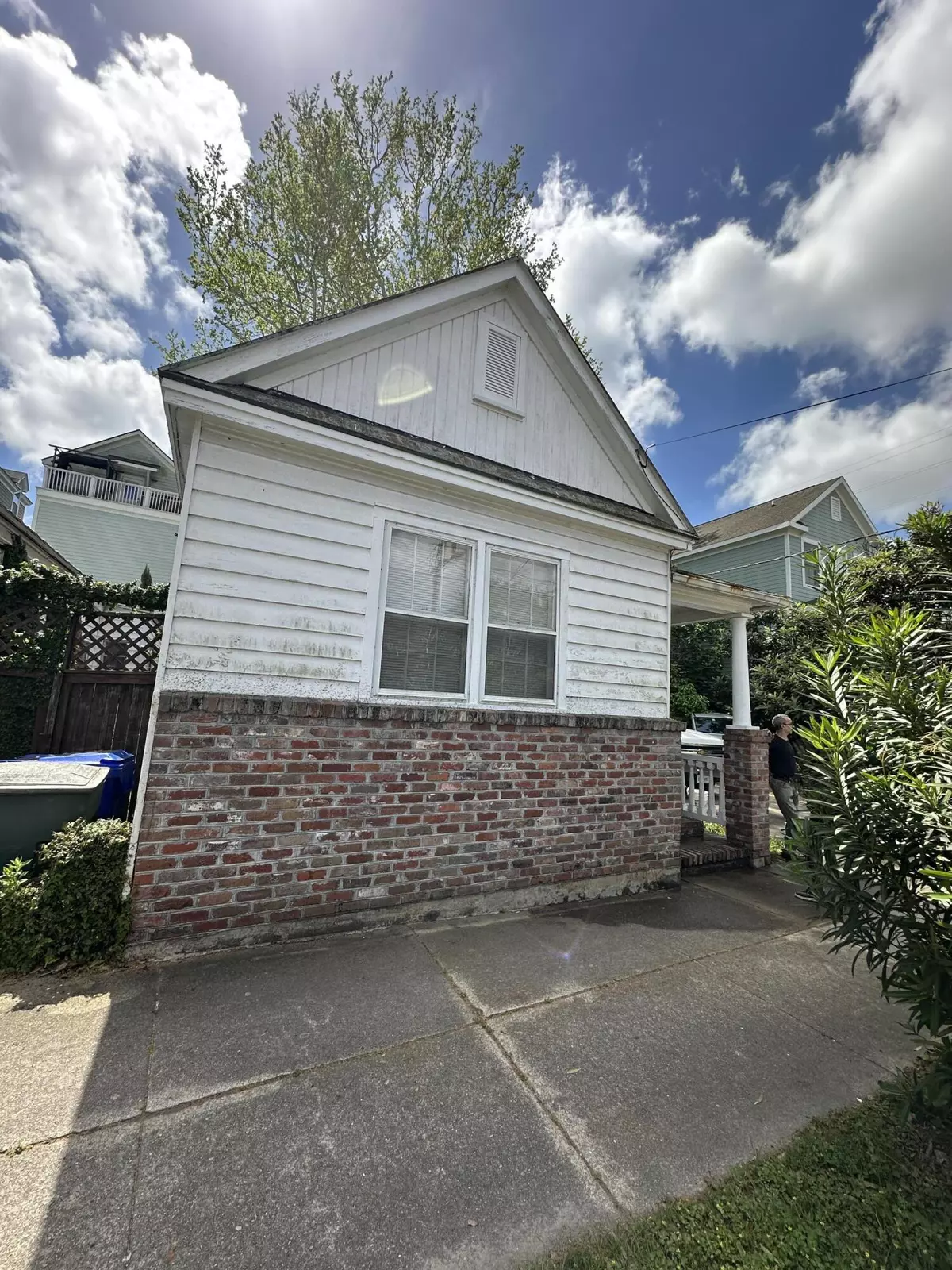 Charleston, SC 29403,227 & 229 Fishburne St