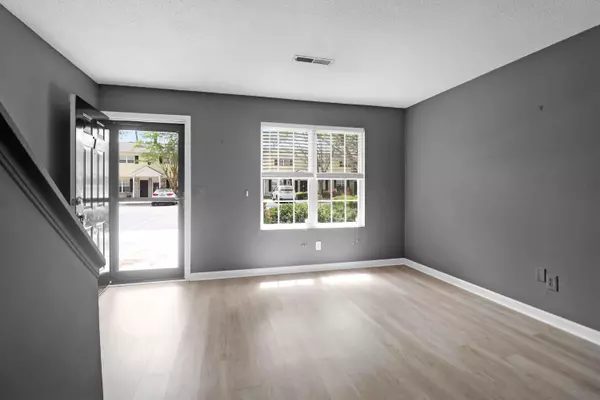 Charleston, SC 29407,507 Stinson Dr #7f