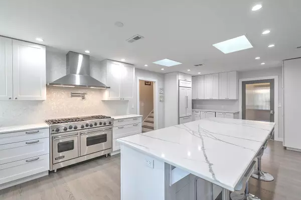 26 Edgewater Aly,  Isle Of Palms,  SC 29451