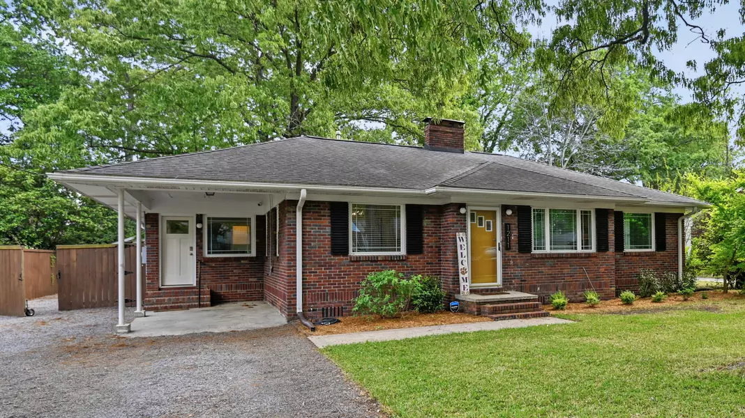 1211 Eastwood Ave, Hanahan, SC 29410