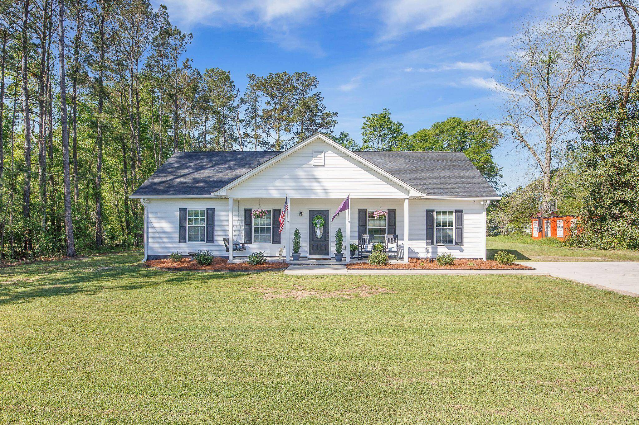 2512 Eutaw Rd,  Holly Hill,  SC 29059