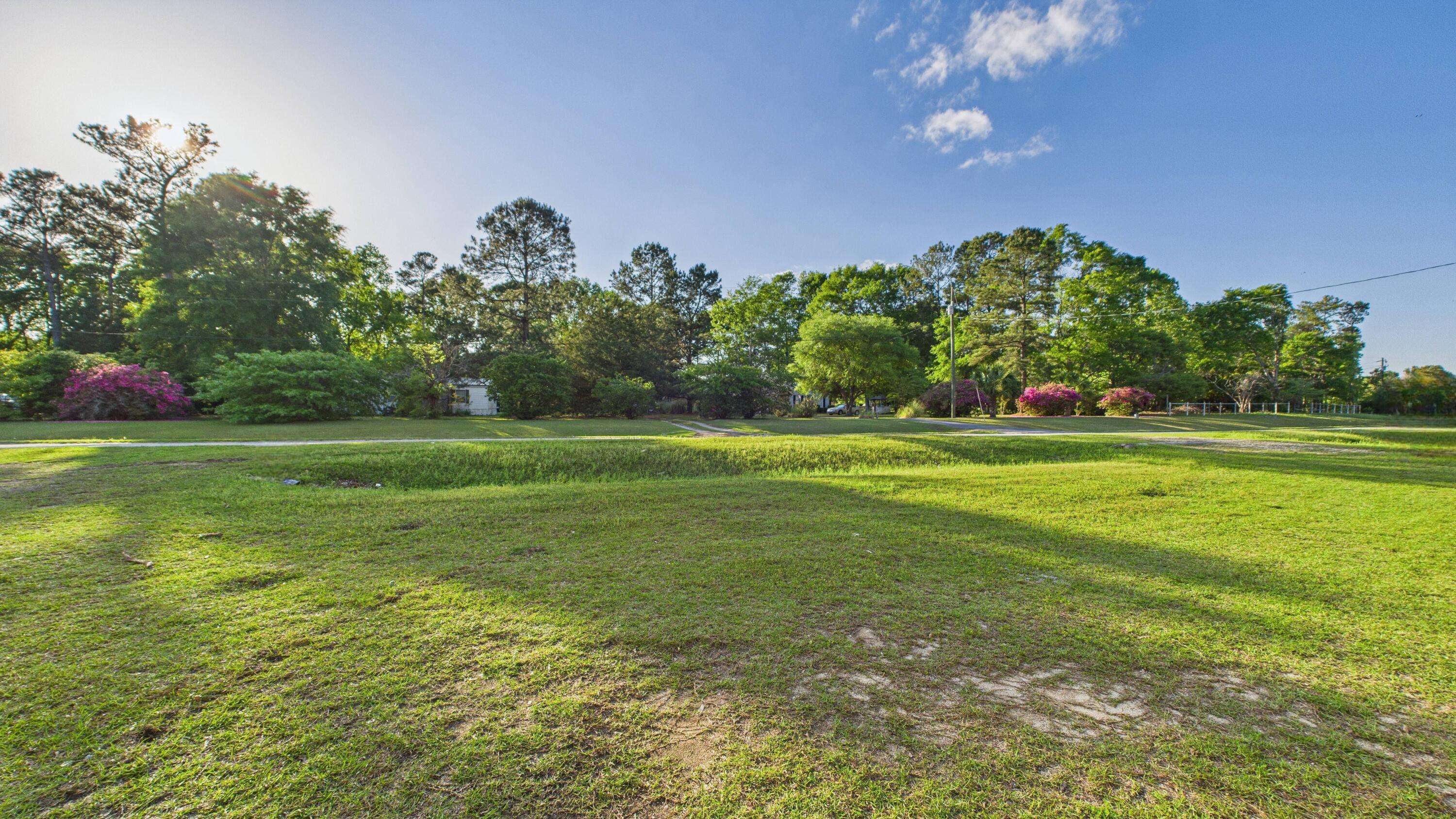 1086 Arrowhead Rd, Saint Stephen, SC 29479