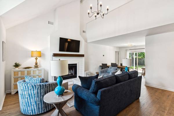 Mount Pleasant, SC 29464,1237 Llewellyn Rd