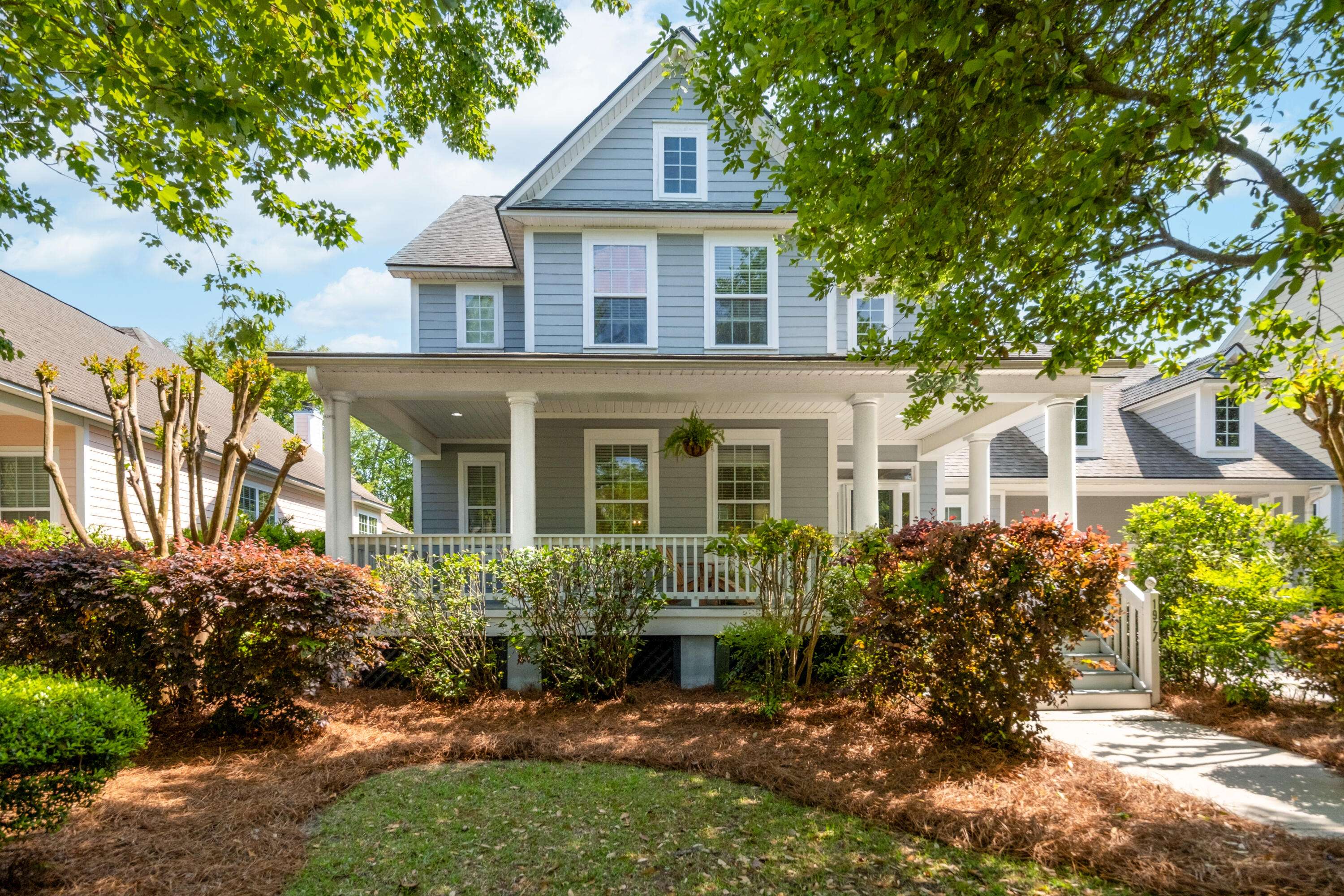 1977 Pierce St, Charleston, SC 29492