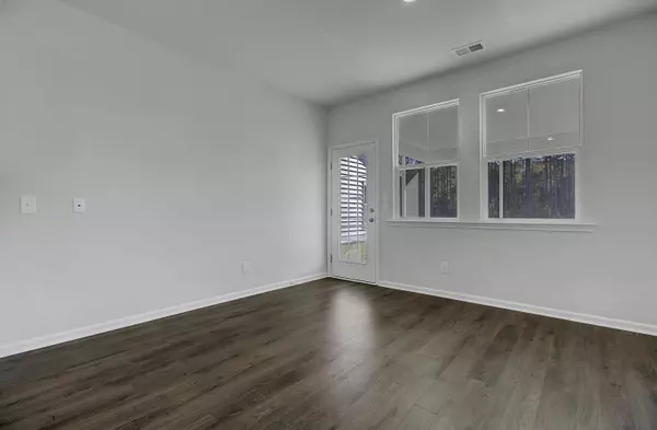 Summerville, SC 29486,553 Richfield Way