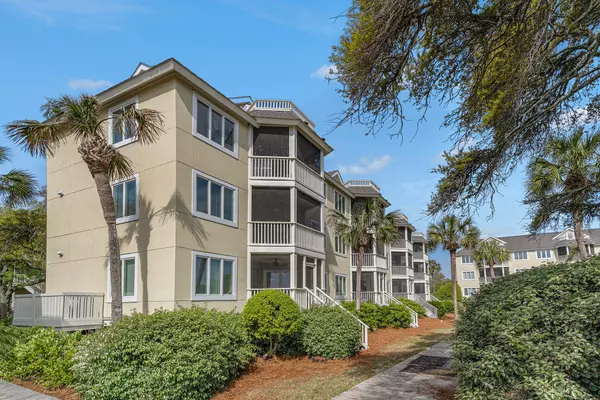 Isle Of Palms, SC 29451,9000 Palmetto Dr #202-C