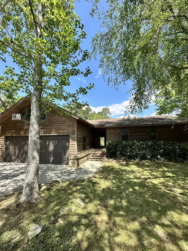 1805 Wood Duck Rd, Moncks Corner, SC 29461