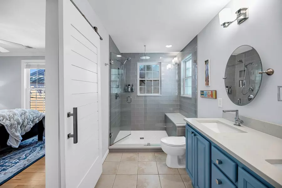 118 Congress St #F, Charleston, SC 29403