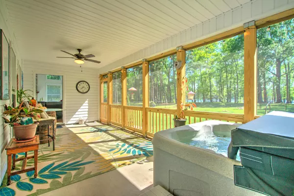 Summerton, SC 29148,1347 Winnwood Ln