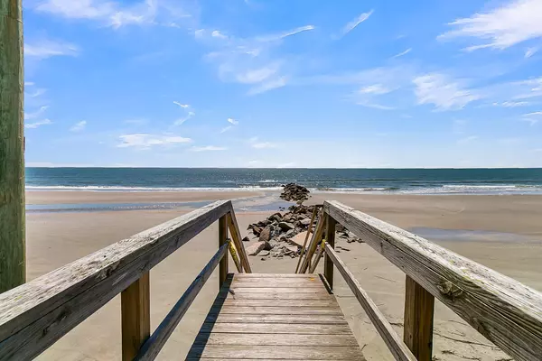Folly Beach, SC 29439,1681 E Ashley Ave #B