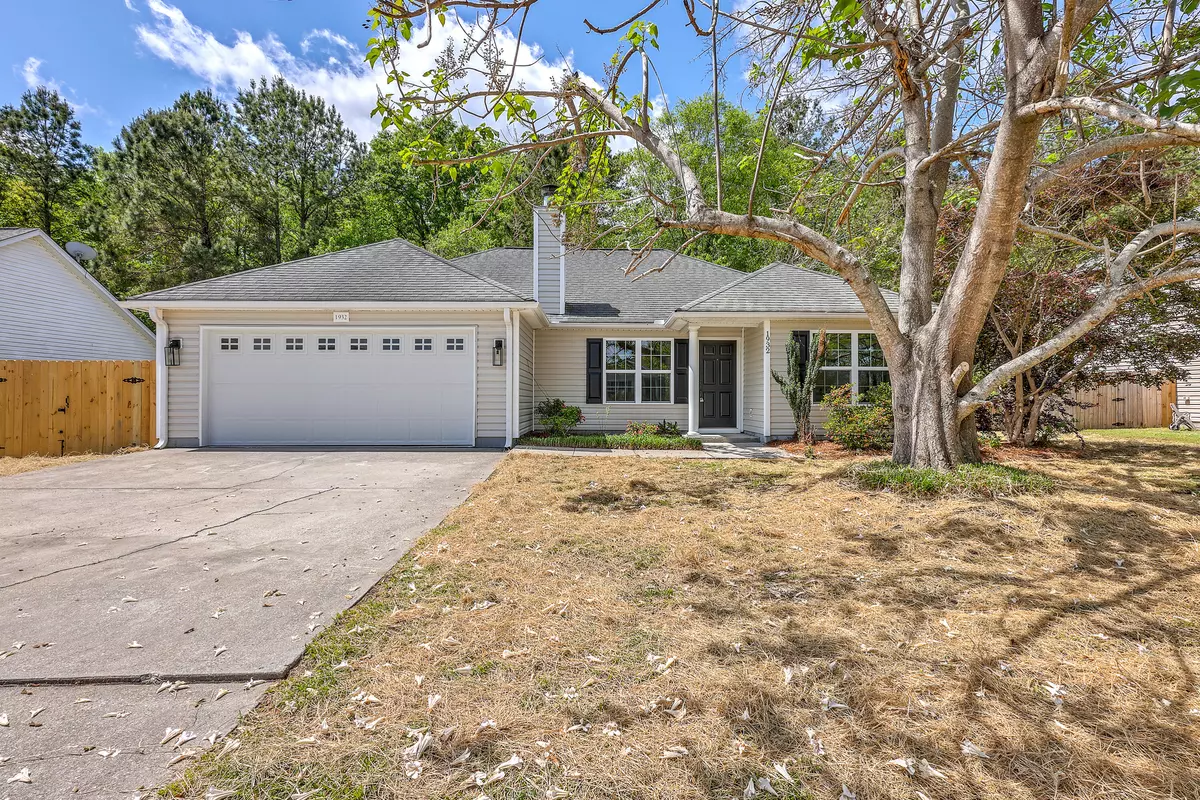 Johns Island, SC 29455,1932 Staffwood Rd