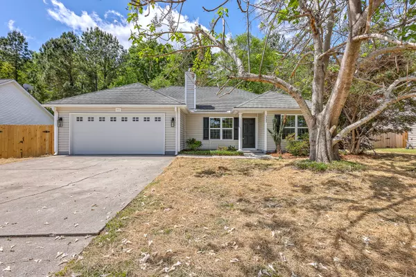 1932 Staffwood Rd, Johns Island, SC 29455