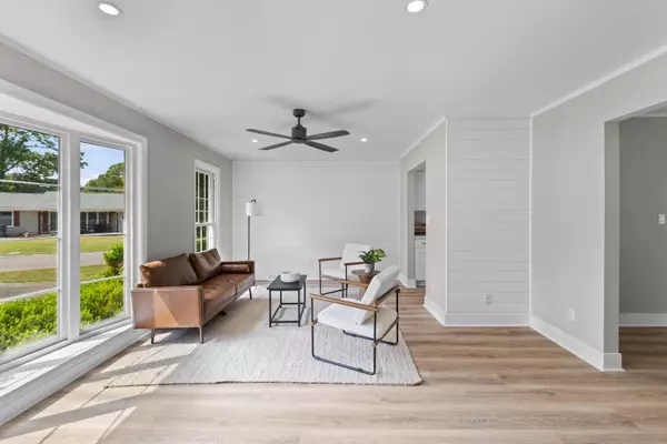 Summerville, SC 29483,111 Driver Ave