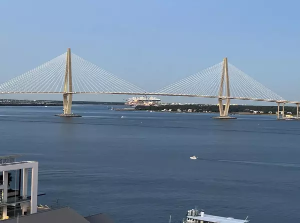 330 Concord St #15b,  Charleston,  SC 29401