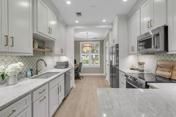Mount Pleasant, SC 29466,3372 Billings St