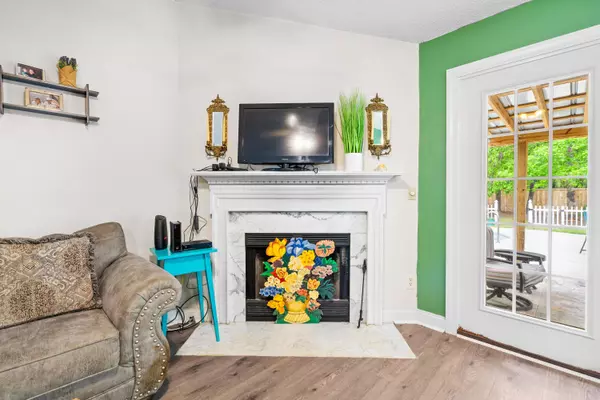 Summerville, SC 29483,1016 Providence Way
