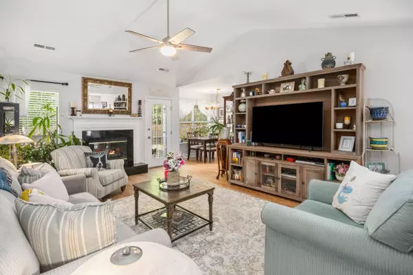 Mount Pleasant, SC 29466,3222 Morningdale Dr