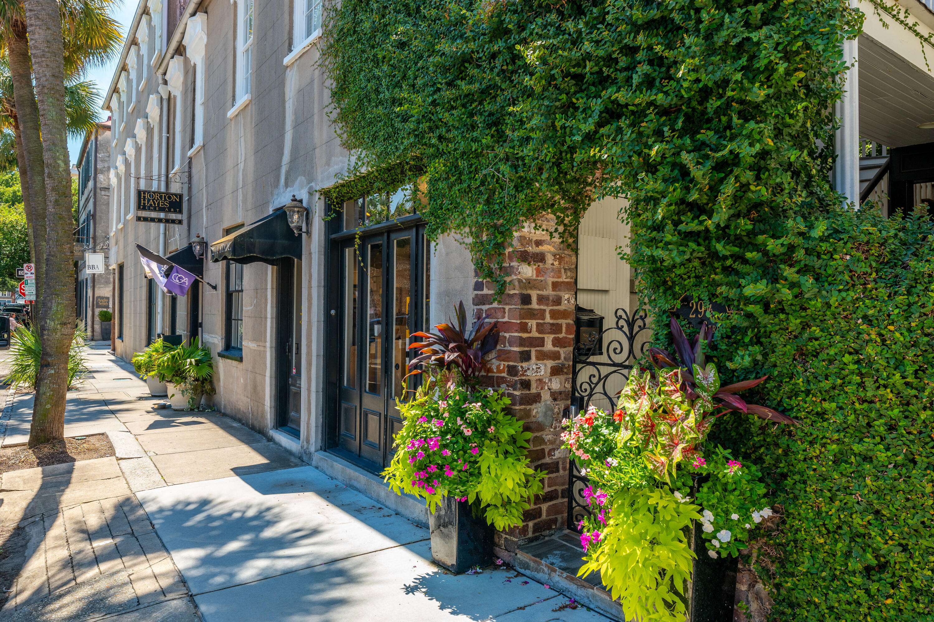 Charleston, SC 29401,29 1/2 State St #B
