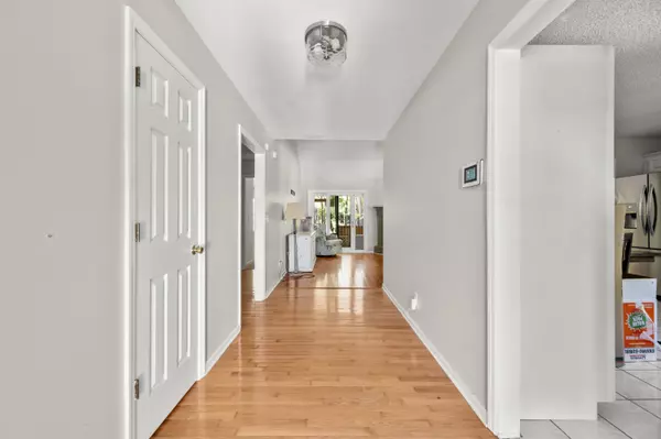 Summerville, SC 29483,195 Edinburgh St