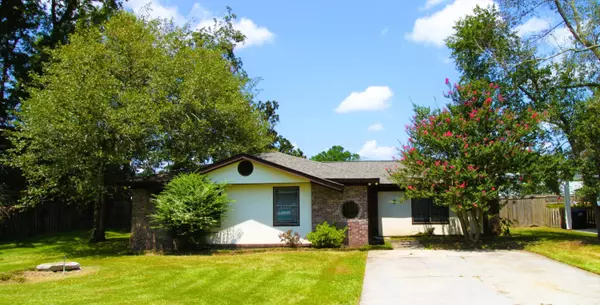 95 Logan Dr,  Summerville,  SC 29483