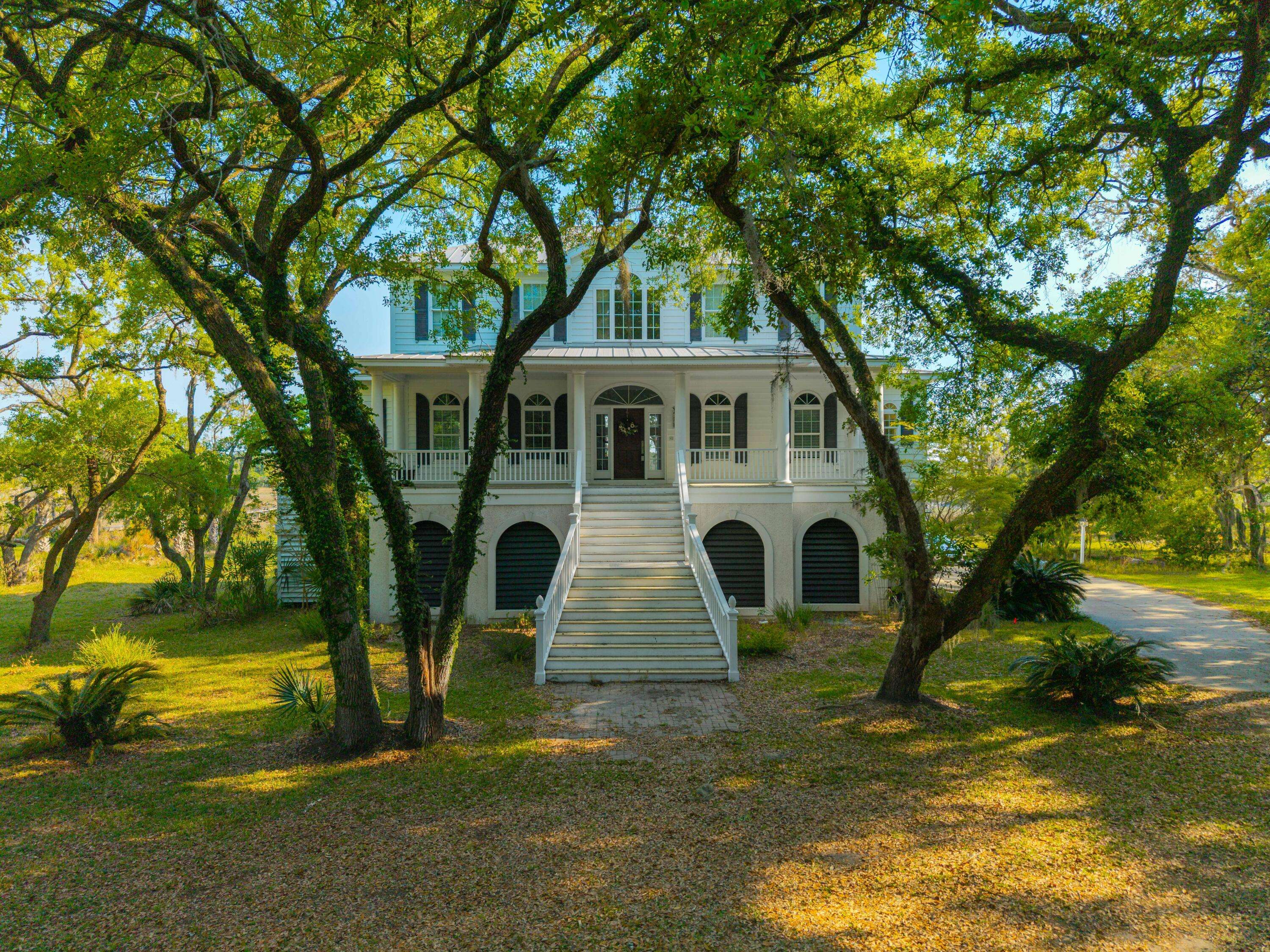 Hollywood, SC 29449,4386 Park Island Rd