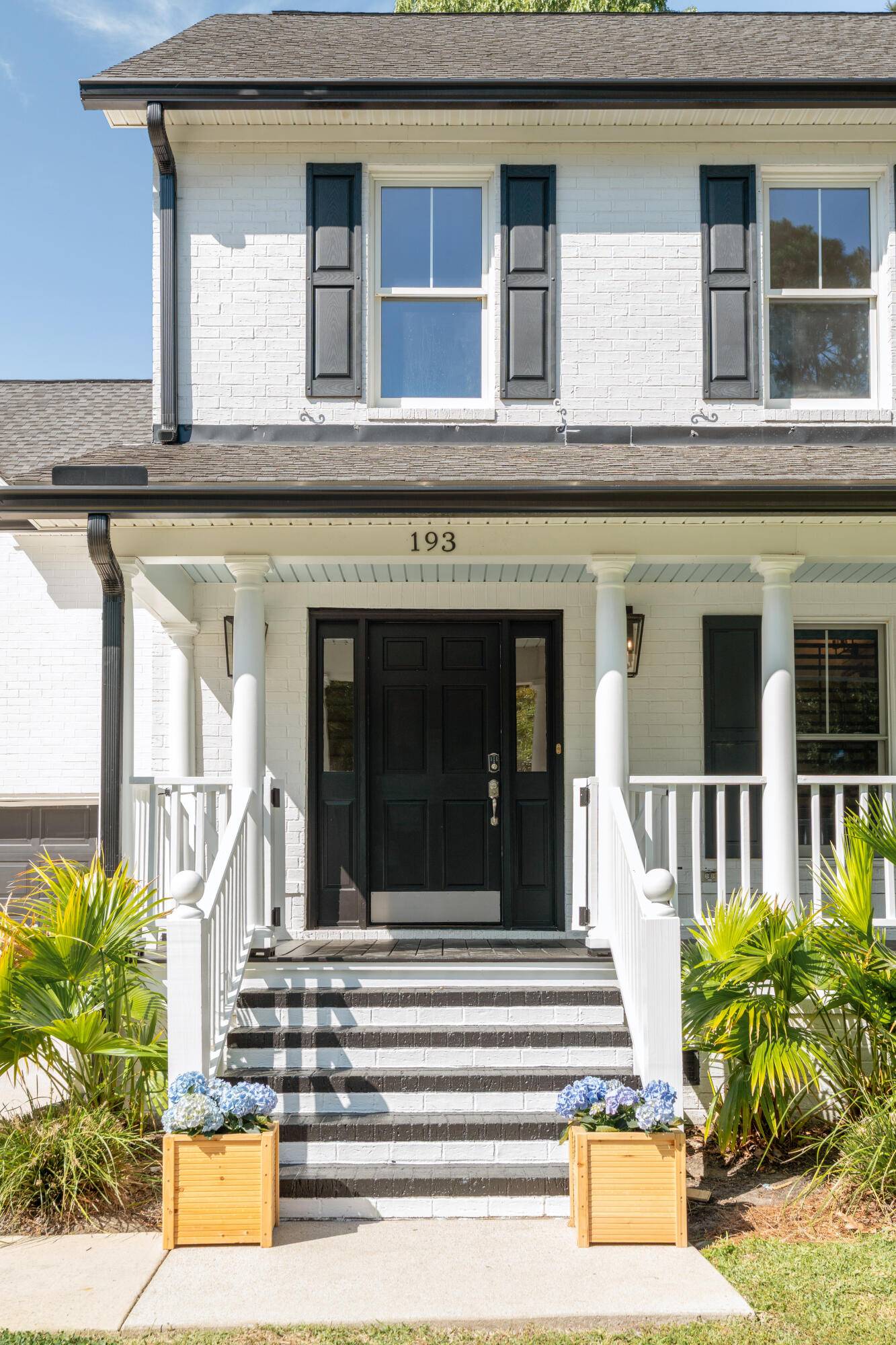 Charleston, SC 29492,193 Corn Planters St
