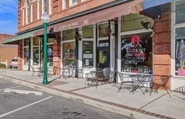 Summerville, SC 29483,210 Peters St