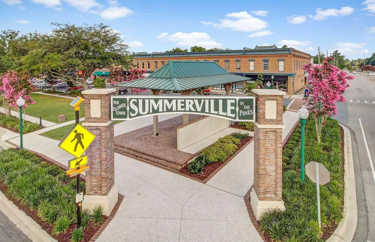 Summerville, SC 29483,210 Peters St