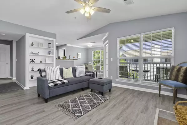 Charleston, SC 29412,700 Daniel Ellis Dr #10307