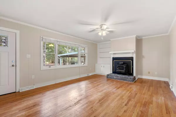 Summerville, SC 29483,298 Summerset Ln