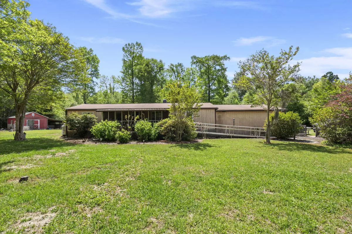 Johns Island, SC 29455,1019 Levi Lake Rd