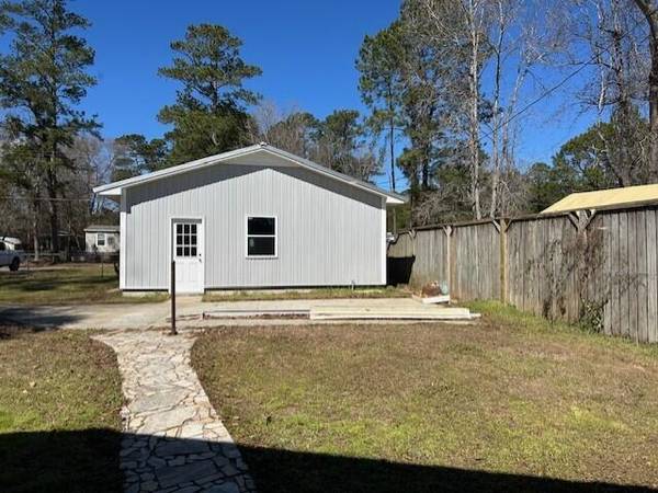 Manning, SC 29102,2222 Lakeshore Dr