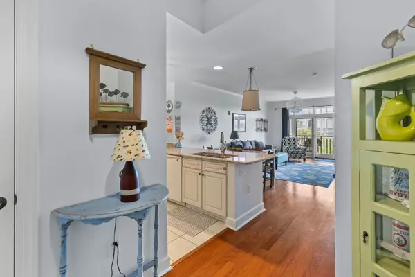 Charleston, SC 29401,33 Calhoun St #123