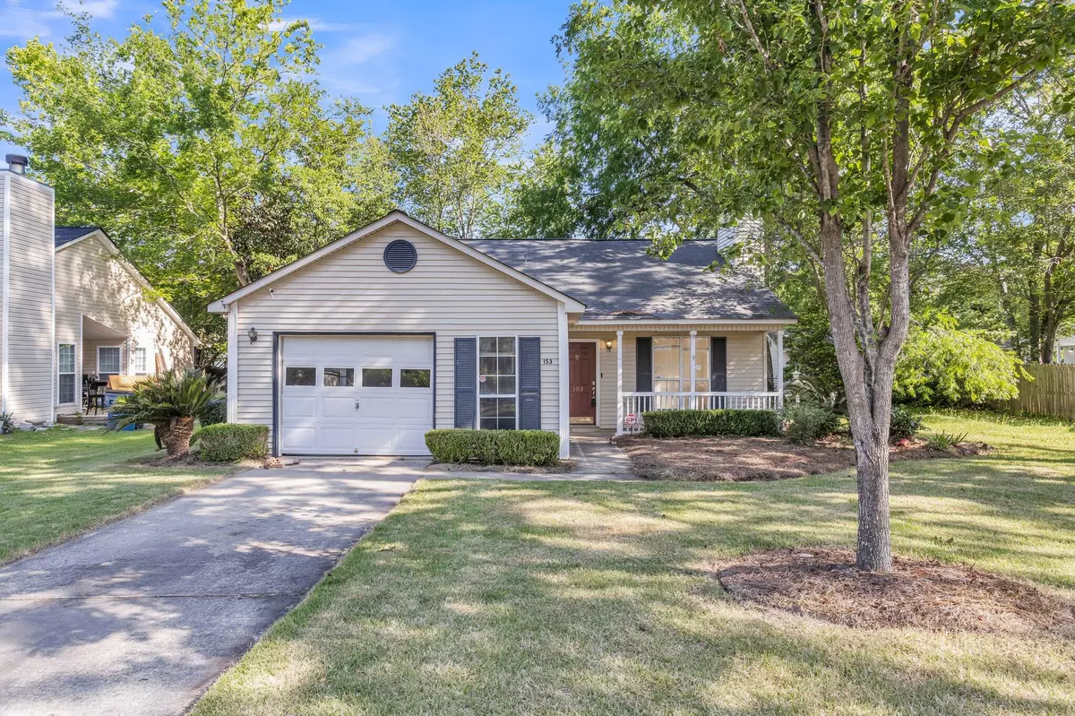 Summerville, SC 29483,153 Corsair St
