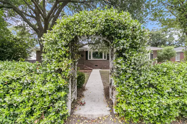 1023 Shelley Rd,  Charleston,  SC 29407