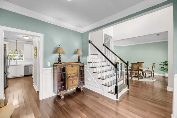 Mount Pleasant, SC 29464,1938 Oak Tree Ln