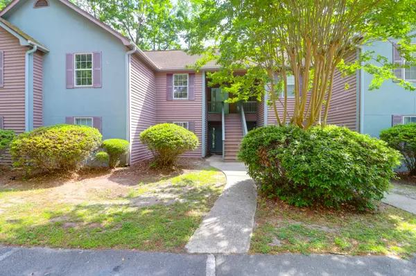 North Charleston, SC 29418,7911 Windfern Ct #1502