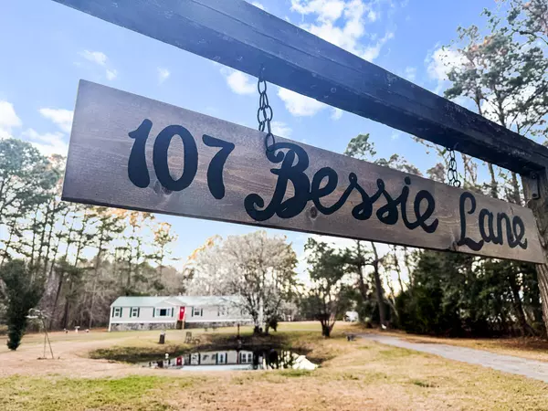 Bonneau, SC 29431,107 Bessie Ln