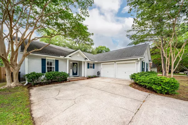 1922 Cedar Petal Ln, Charleston, SC 29414