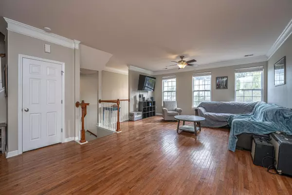 Mount Pleasant, SC 29466,3517 Claremont St