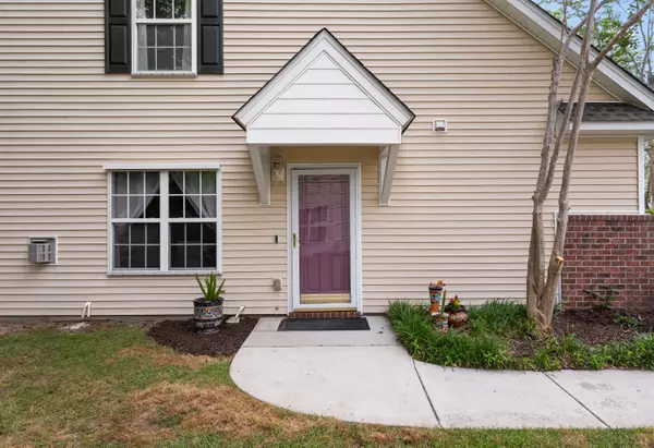 8651 Grassy Oaks Trl, North Charleston, SC 29420