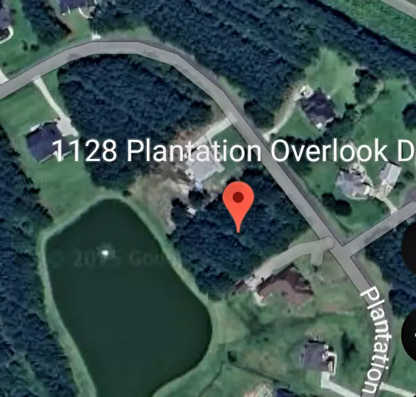 1128 Plantation Overlook Dr, Moncks Corner, SC 29461