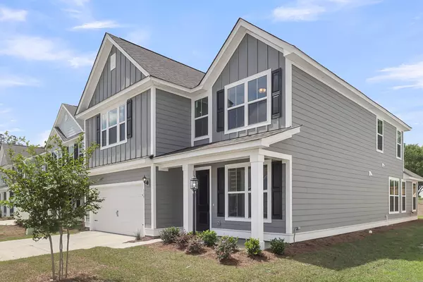 319 Abercom Place Dr, Moncks Corner, SC 29461
