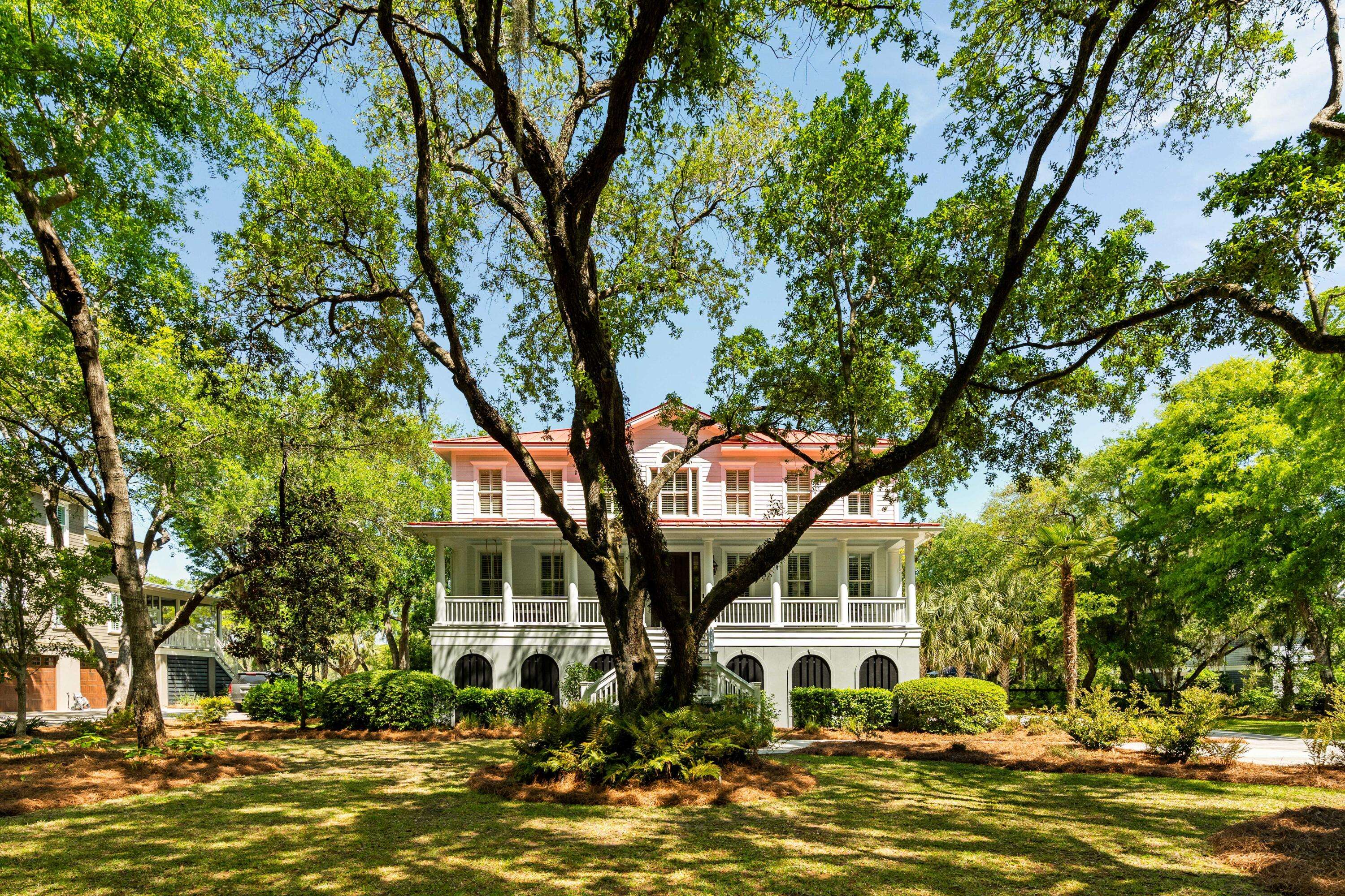 554 Parrot Point Dr, Charleston, SC 29412