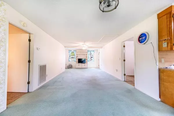Eutawville, SC 29048,209 Belvedere Dr